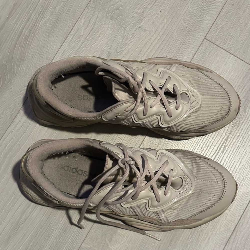 Adidas Ozweego Sneakers - Picture 3 of 6